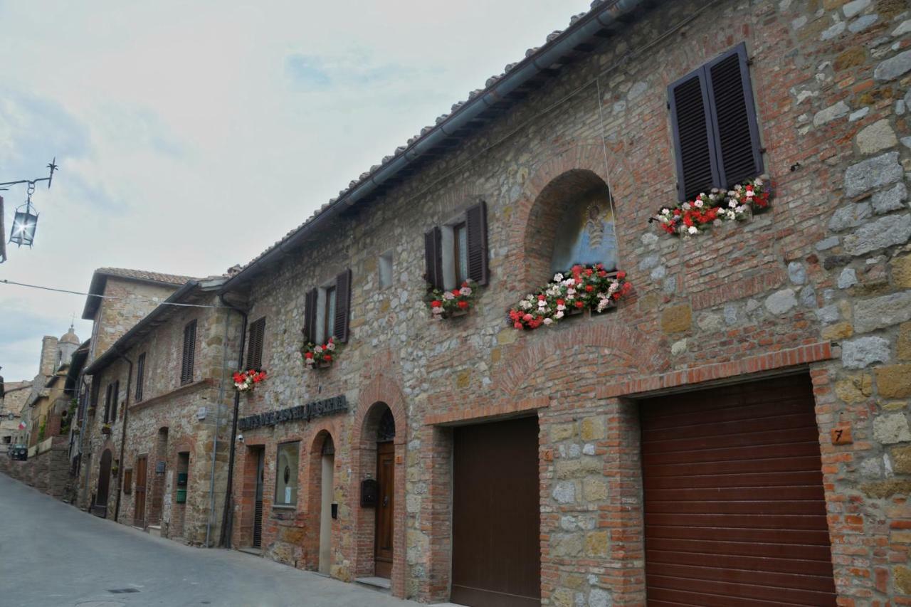 Willa La Fraternita Montefollonico Zewnętrze zdjęcie